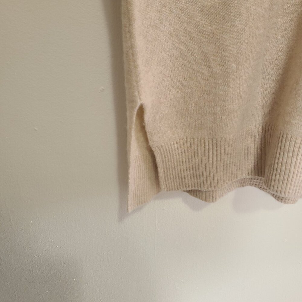 Sofia Cashmere Cashmere Fox Trim Turtleneck Tunic Sweater Size M - Picture 8 of 10